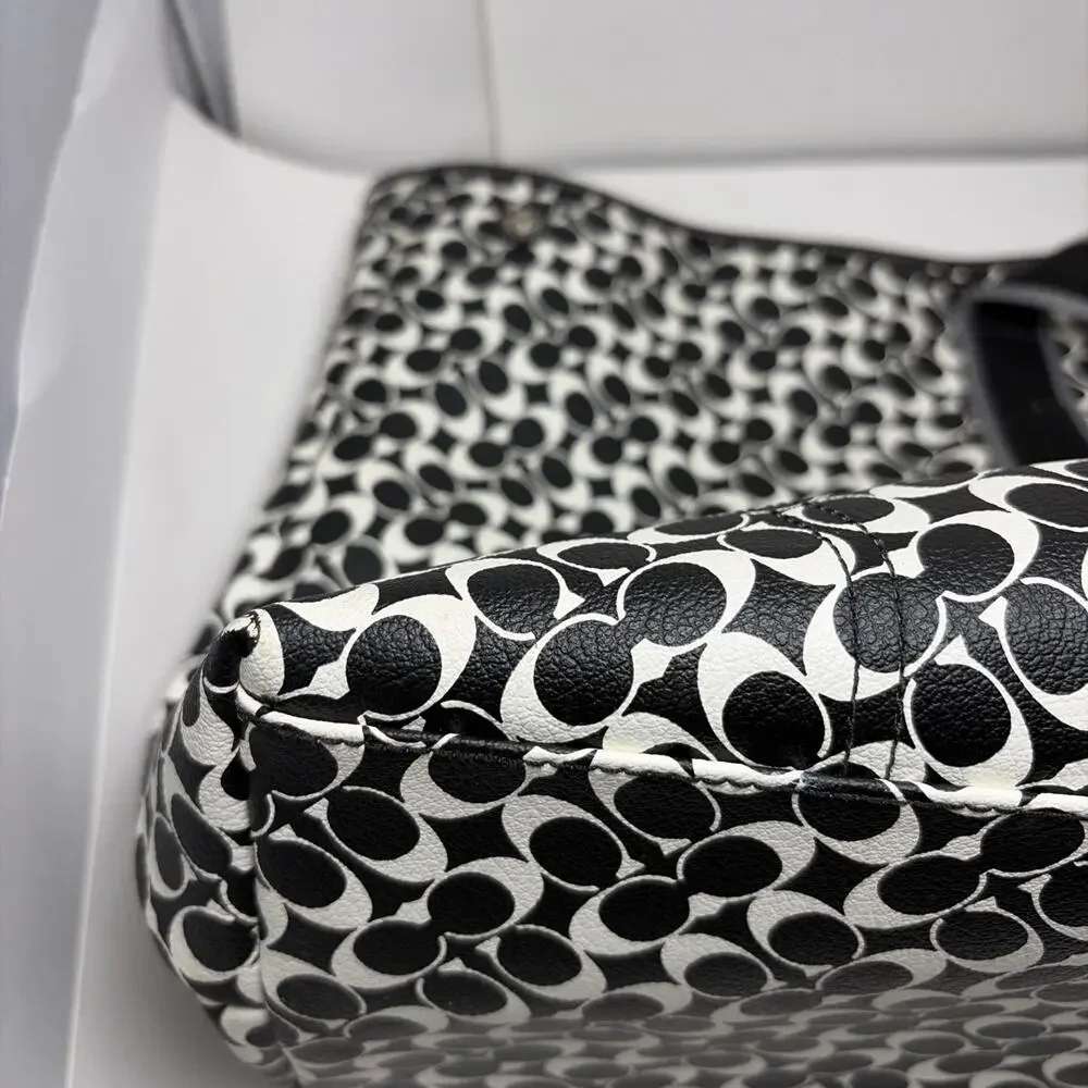Coach f15159 travel